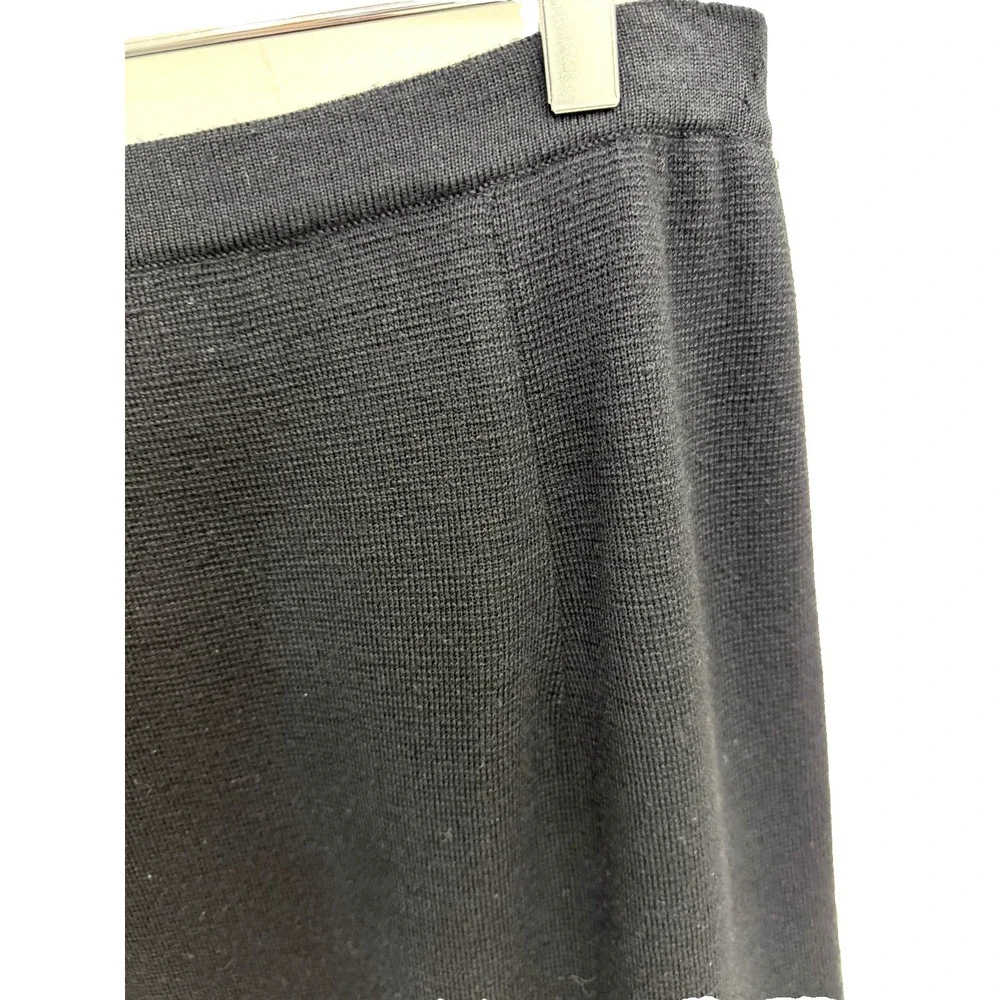 Vintage Palio Wool Skirt Black Knit  Knee Length Zipper Classic Made in Italy M